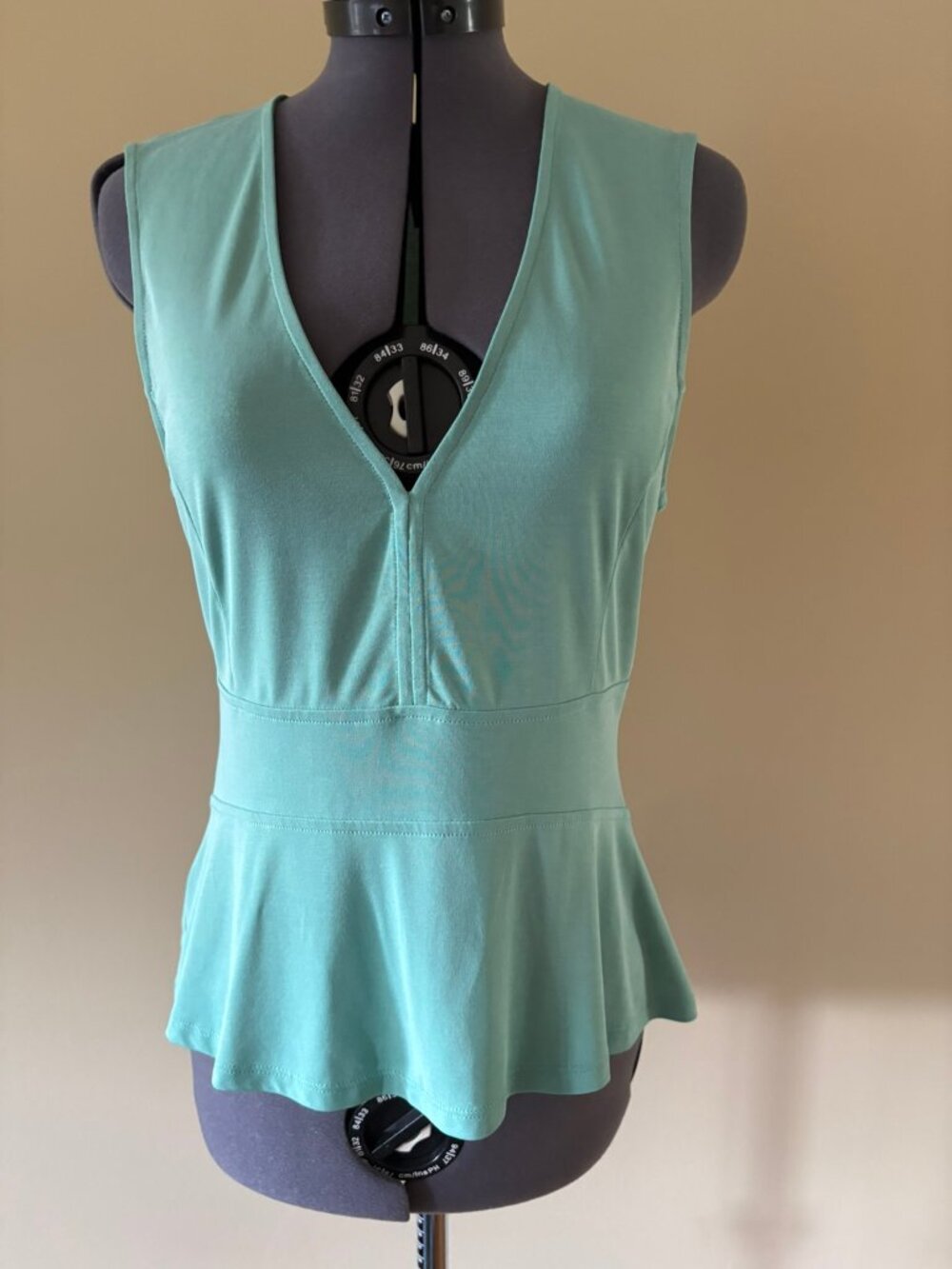 BCBG Maxazria size XS sea green top